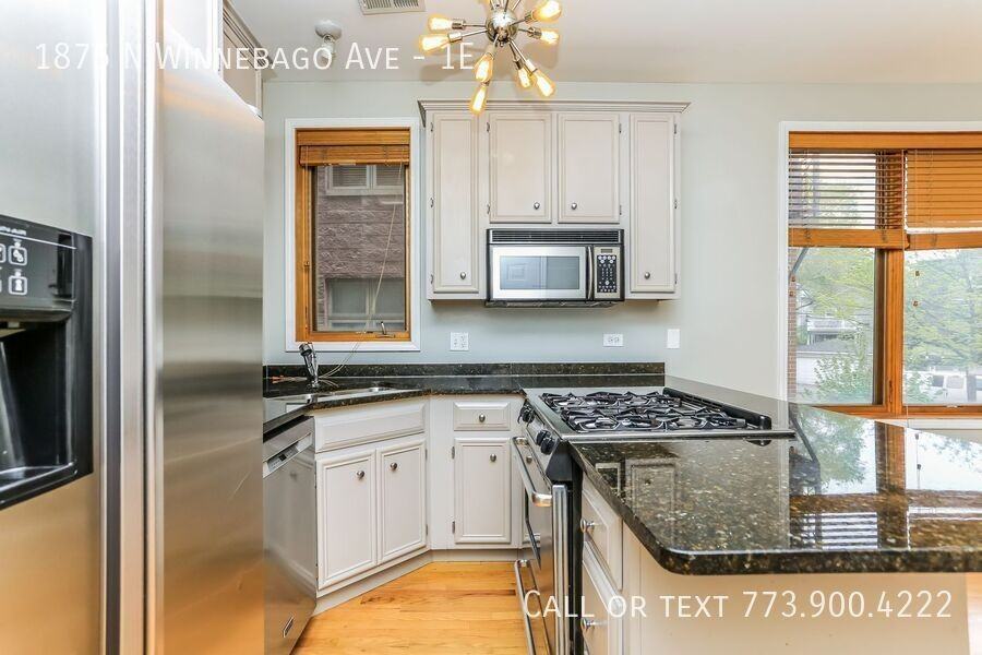 1875 N Winnebago Ave #1E - Photo 5 of 15