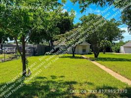 featured image of 1705 N Robinson St