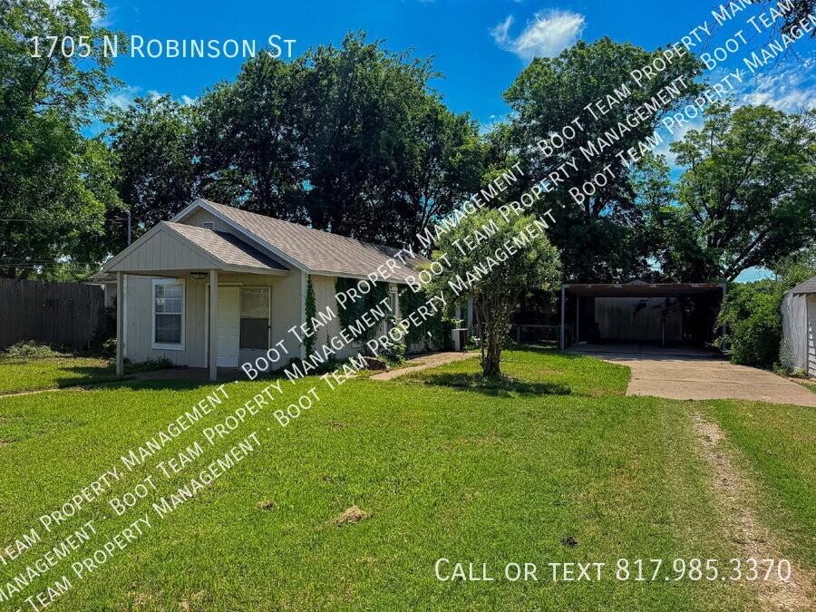 1705 N Robinson St - Photo 2 of 16