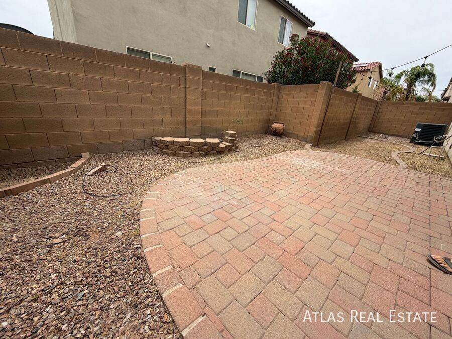 37 W Camino Rancho Palomas - Photo 3 of 45