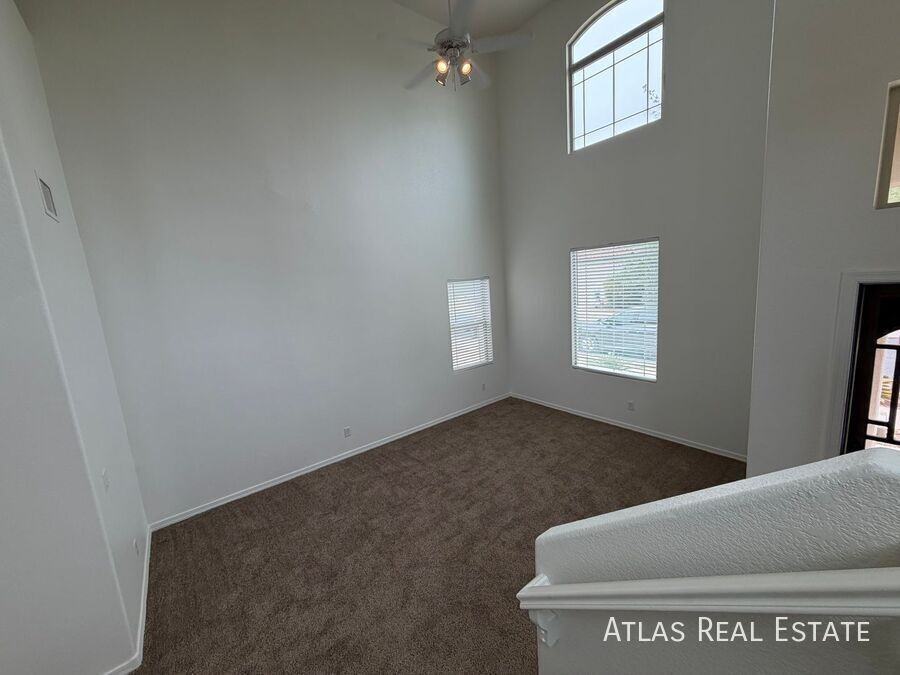 37 W Camino Rancho Palomas - Photo 5 of 45