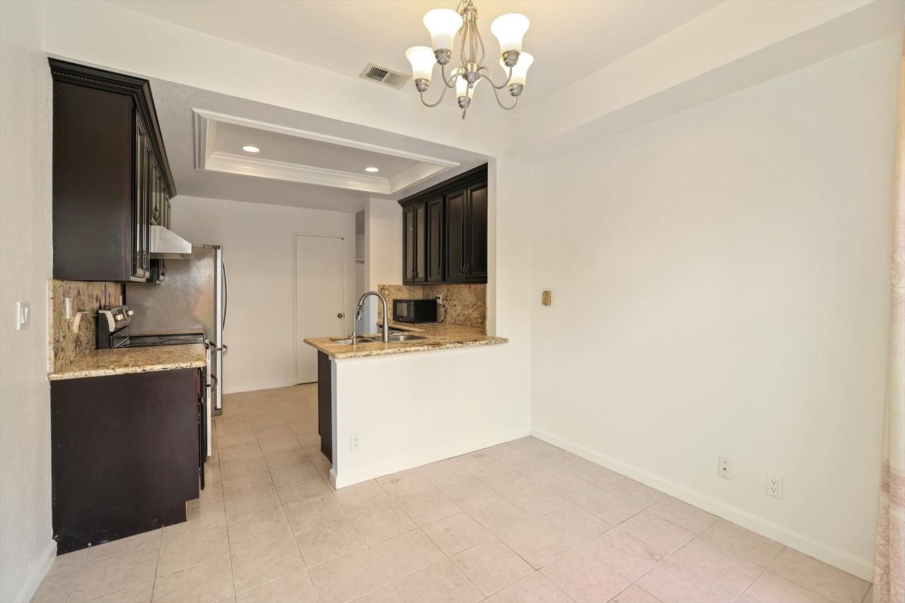 34267 Quartz Ter - Photo 6 of 47