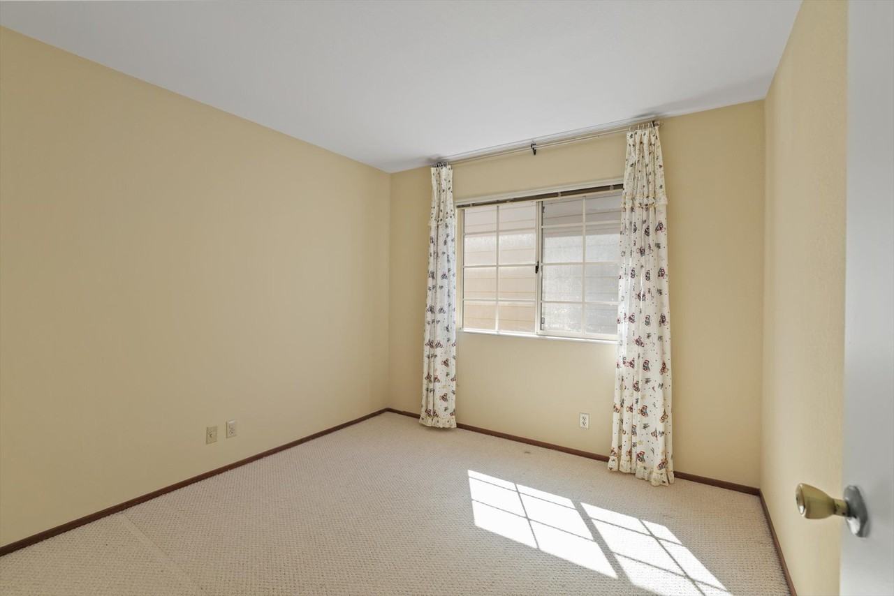 34267 Quartz Ter - Photo 7 of 47