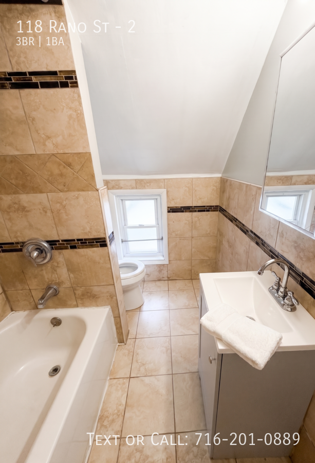 118 Rano St #2 - Photo 2 of 5