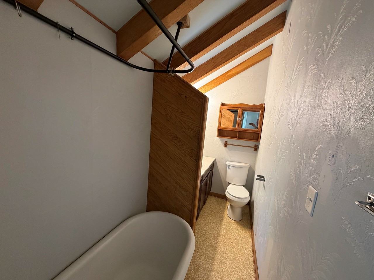 632 Sherman St - Photo 5 of 20