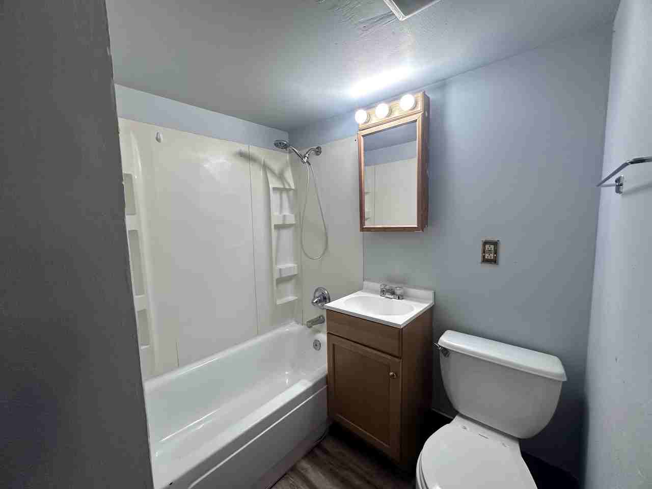 614 Chandler St - Photo 4 of 16