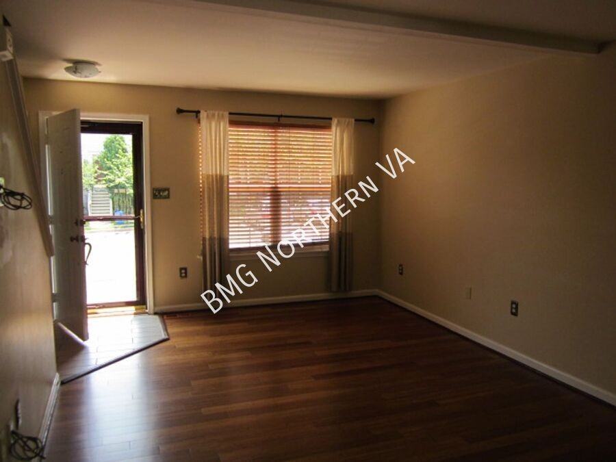14306 Newbern Loop - Photo 3 of 30