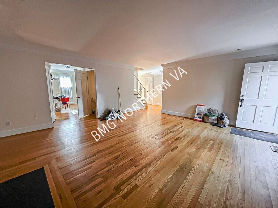 1325 N Lynnbrook Dr - Photo 7 of 50