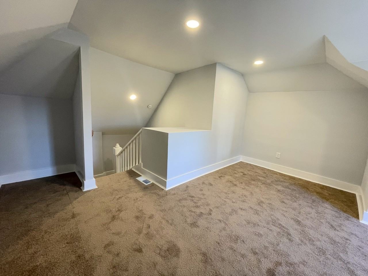 1623 Dunbar St - Photo 2 of 12