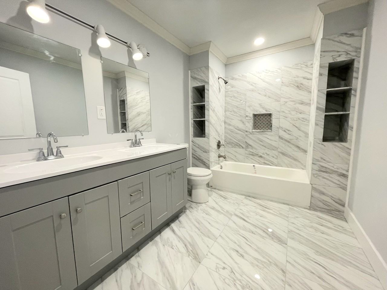 1623 Dunbar St - Photo 4 of 12