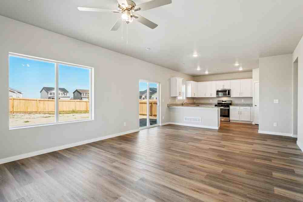2140 Christina St - Photo 7 of 22