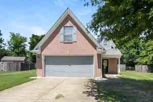 featured image of 10678 Pecan Meadow Dr N