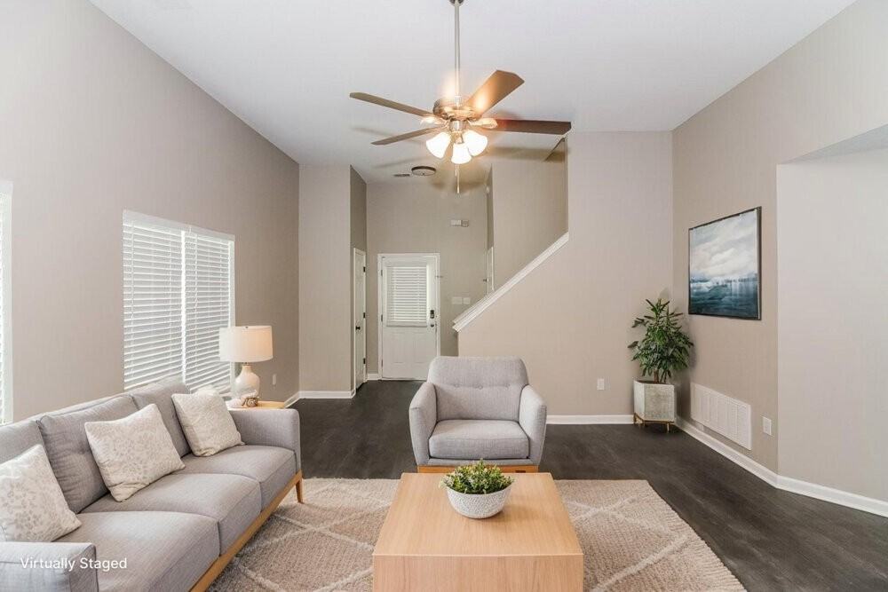 10678 Pecan Meadow Dr N - Photo 6 of 19