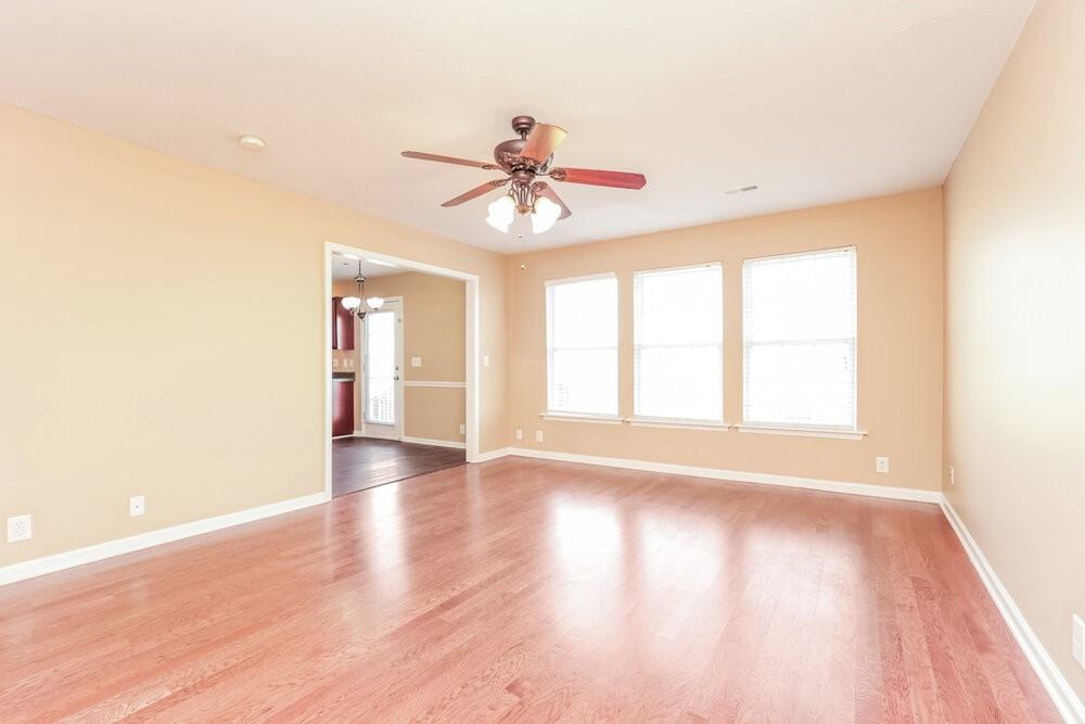 1008 Cheryl Ln - Photo 6 of 20