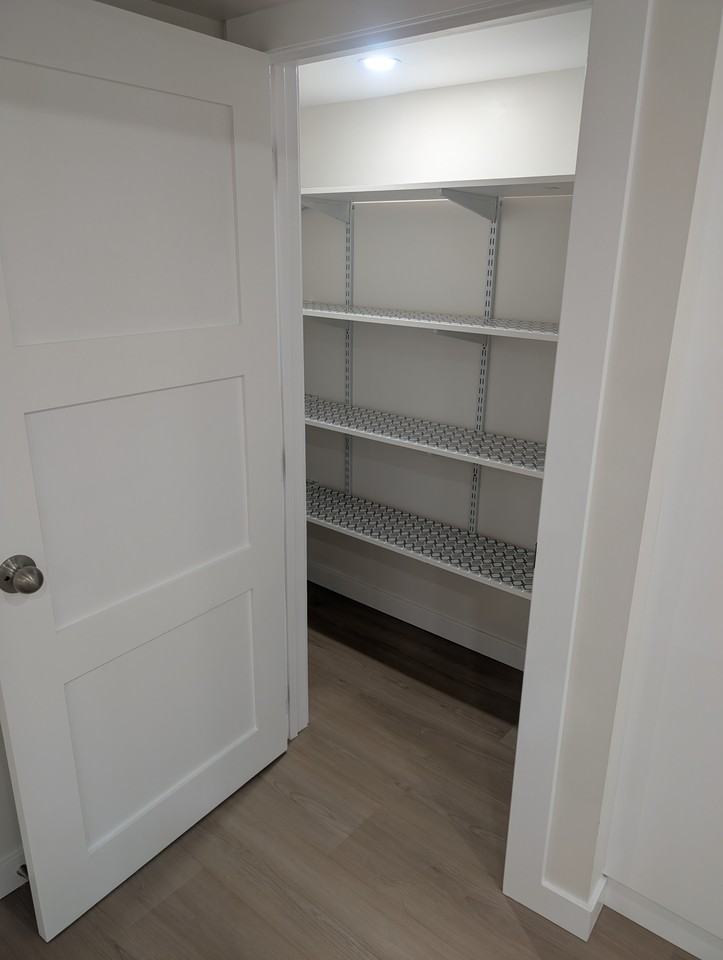 919 Bermuda Avenue ##B - Photo 6 of 20