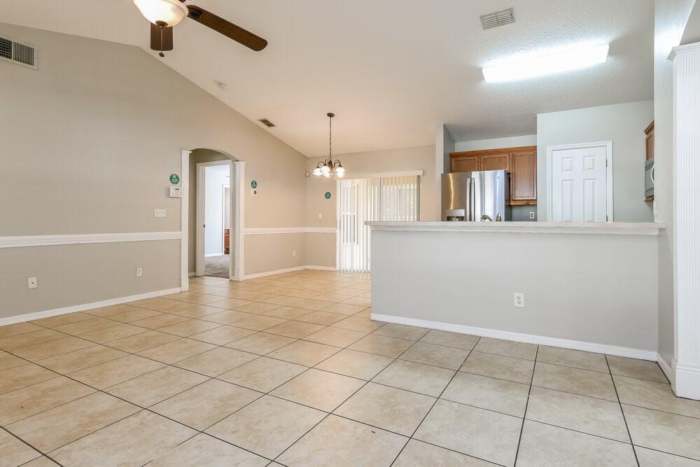 926 Willow Run St - Photo 5 of 19