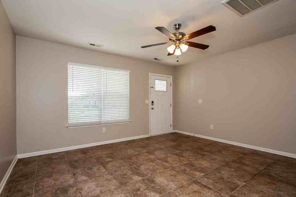 2618 Marmac Rd - Photo 4 of 17