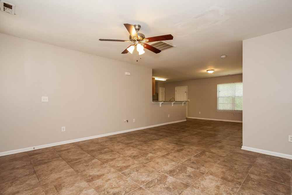 2618 Marmac Rd - Photo 5 of 17