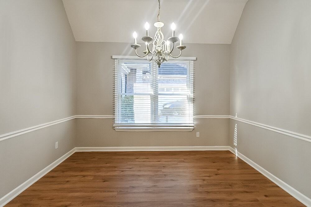 6480 Cheyenne Dr - Photo 5 of 16