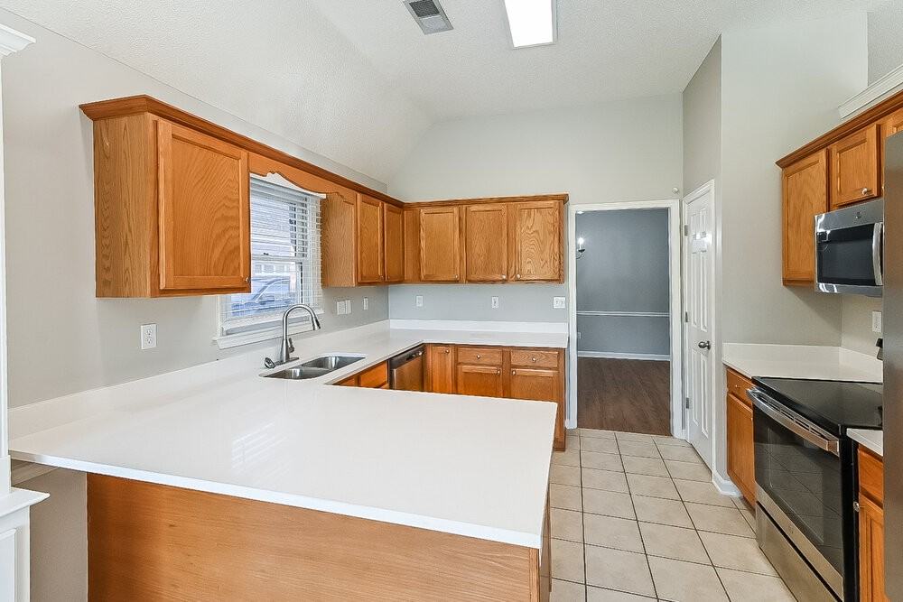 6480 Cheyenne Dr - Photo 7 of 16