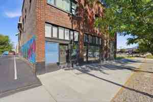 featured image of 2855 Washington Blvd