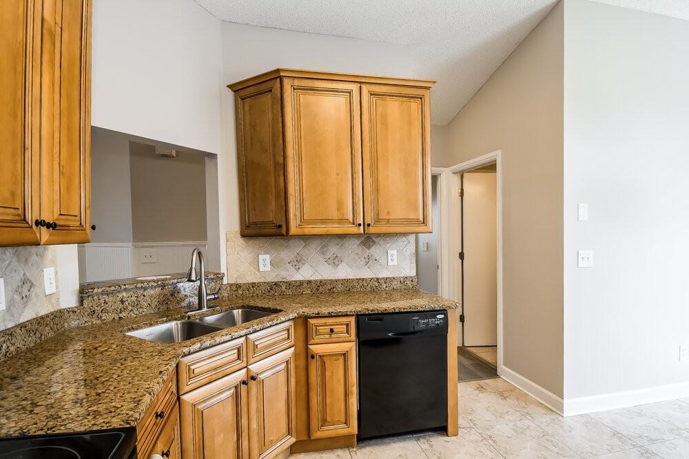 278 Carriann Cove Ct - Photo 7 of 16