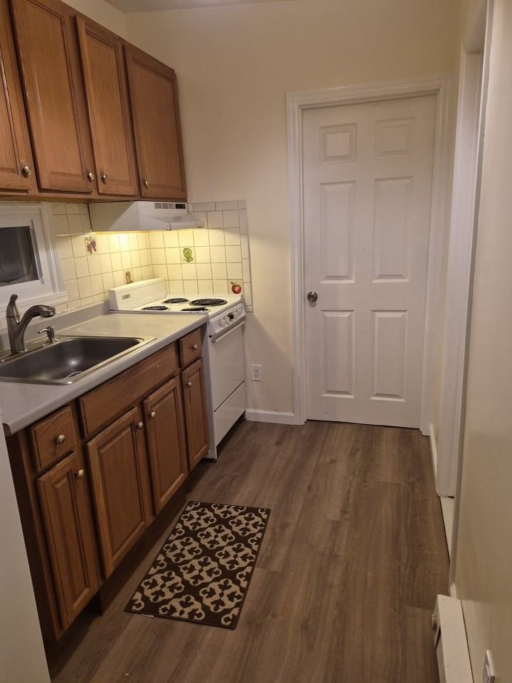 17 Horton Rd - Photo 4 of 8
