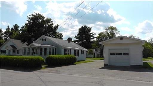 319 Brunswick St - Photo 2 of 21