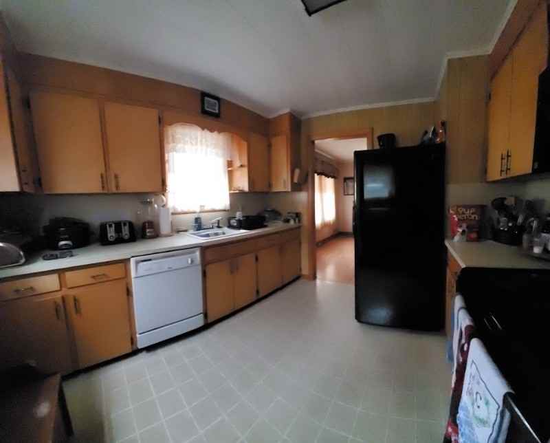 319 Brunswick St - Photo 4 of 21