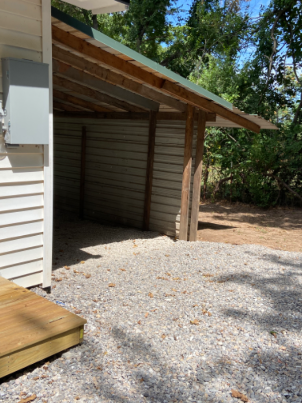 1012 E Farrall - Photo 6 of 8