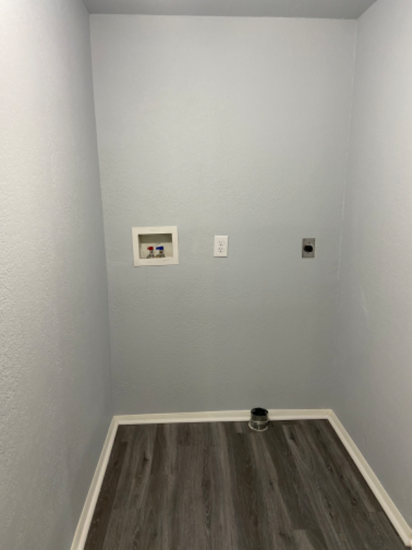1012 E Farrall - Photo 7 of 8