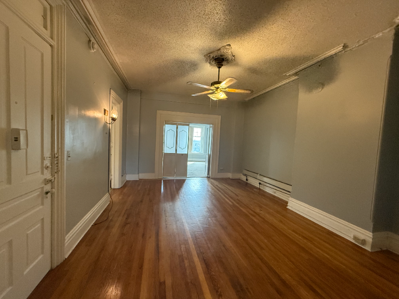 346 S Rose St #C - Photo 2 of 19