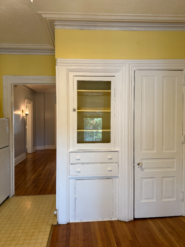 346 S Rose St #C - Photo 4 of 19