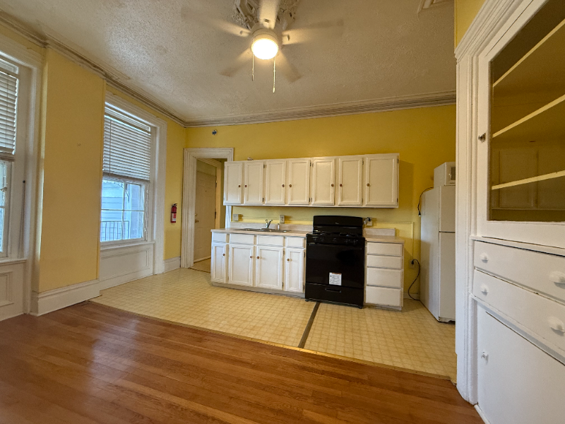 346 S Rose St #C - Photo 6 of 19