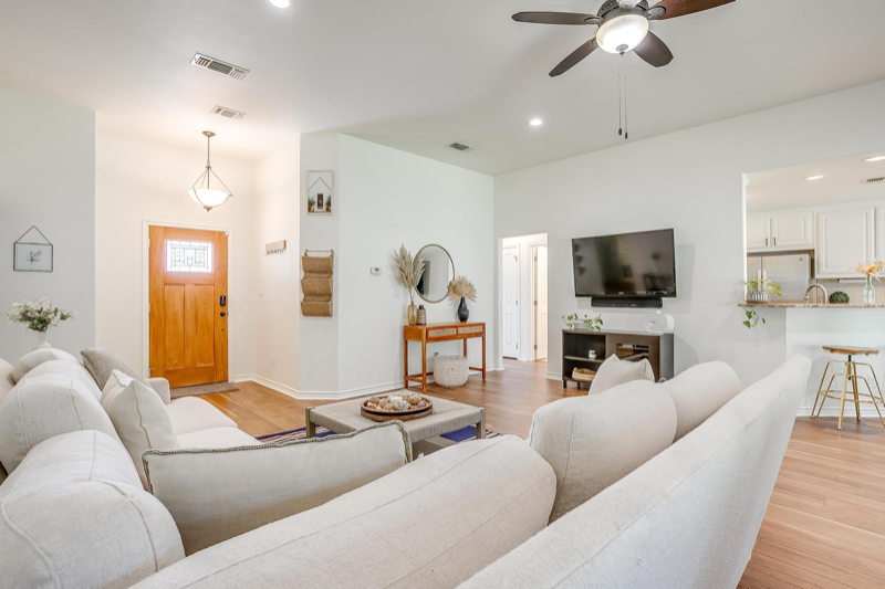 205 Shady Ln - Photo 6 of 33
