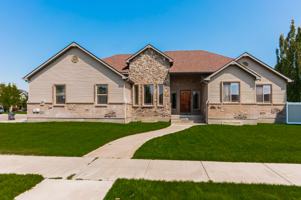featured image of 1135 Arrow Point Ln
