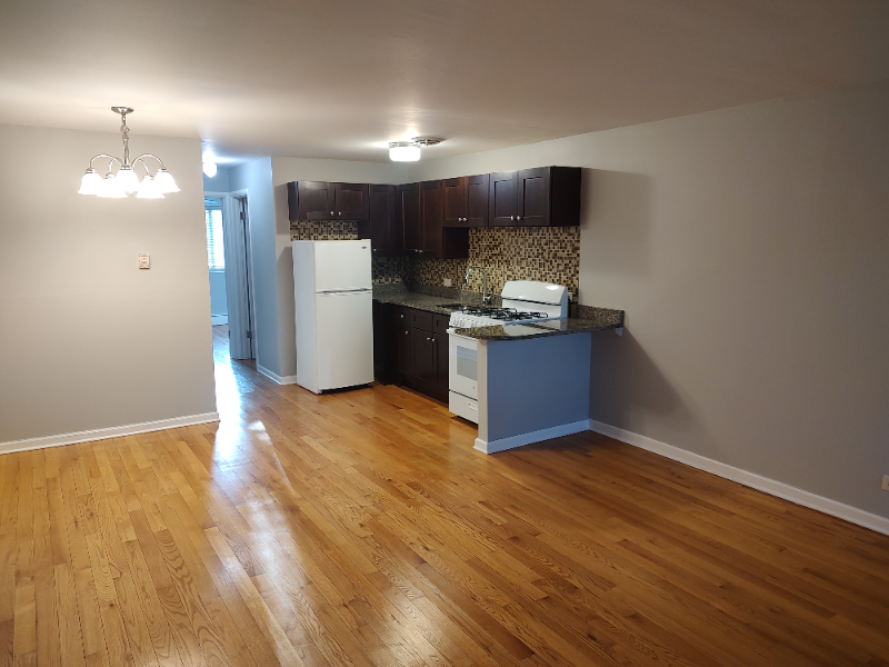 8500 Waukegan Rd #13