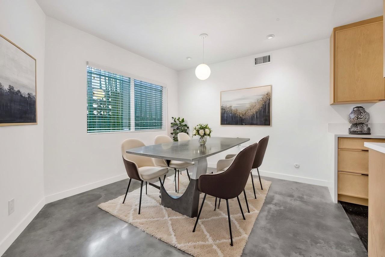 7767 Hollywood Blvd #106 - Photo 3 of 26