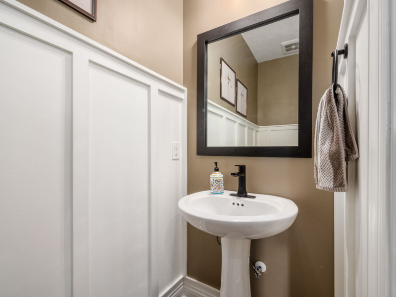 7404 Yarrow Run Rd - Photo 6 of 20