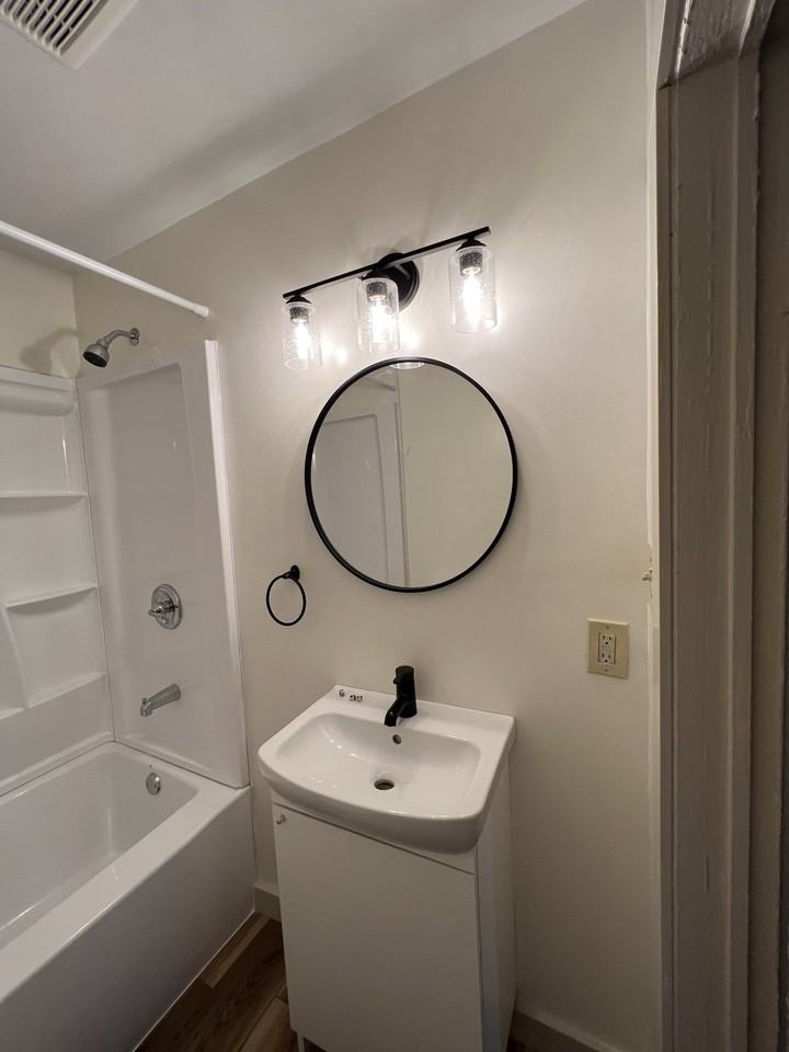 2801 Carson Ave - Photo 6 of 12