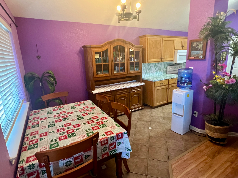 308 Lydia Ln - Photo 6 of 18