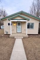 featured image of 2430 E Monument St