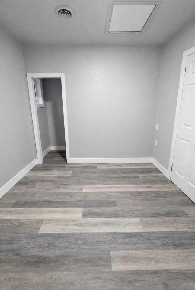 2430 E Monument St - Photo 6 of 11