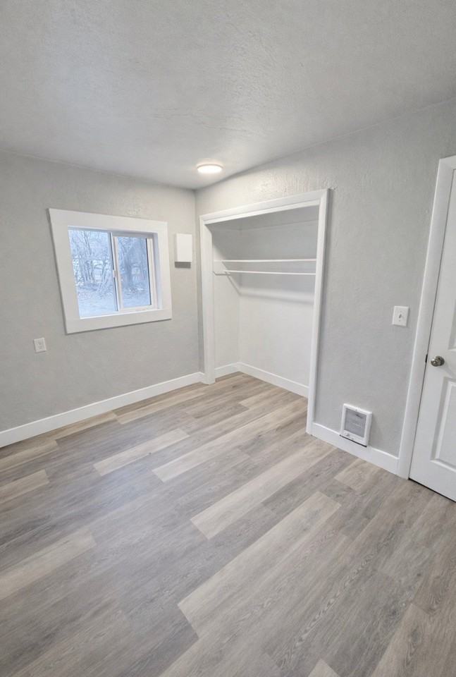 2430 E Monument St - Photo 7 of 11