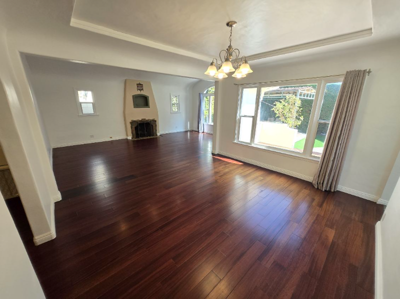 705 Balboa Ave - Photo 7 of 20