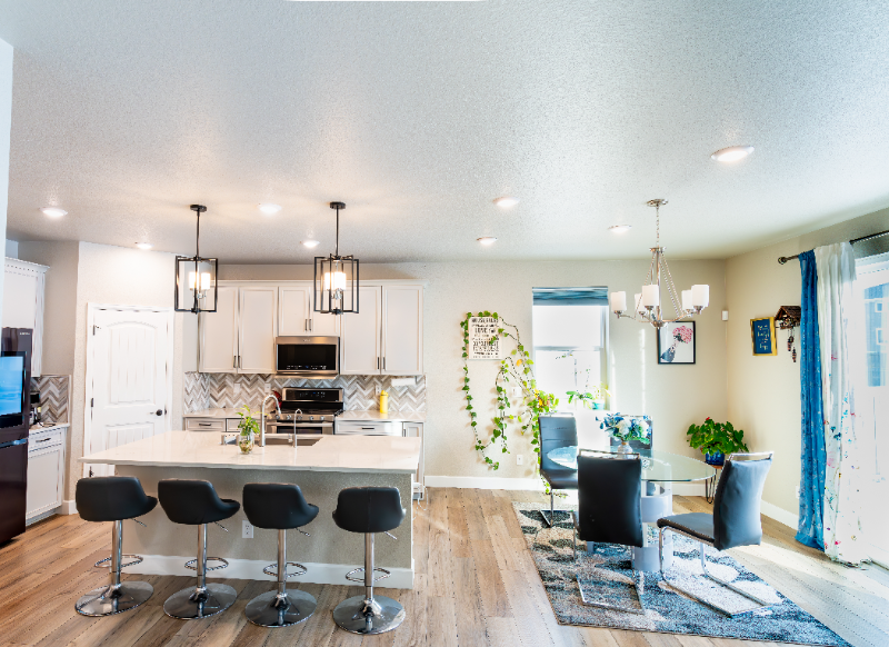 17990 Tree Sparrow Ave - Photo 5 of 19