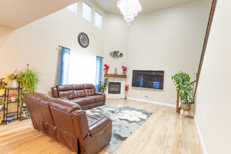 17990 Tree Sparrow Ave - Photo 6 of 19
