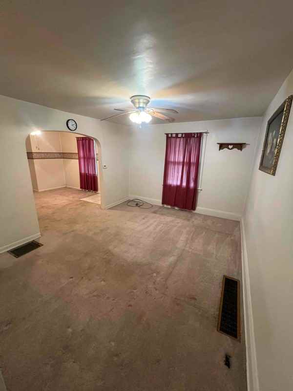 1113 Fort Henry Ave - Photo 4 of 8