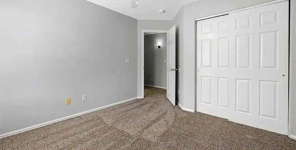 4943 Leland Pt - Photo 5 of 7