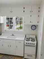 325 E Chestnut St #B - Photo 1 of 1